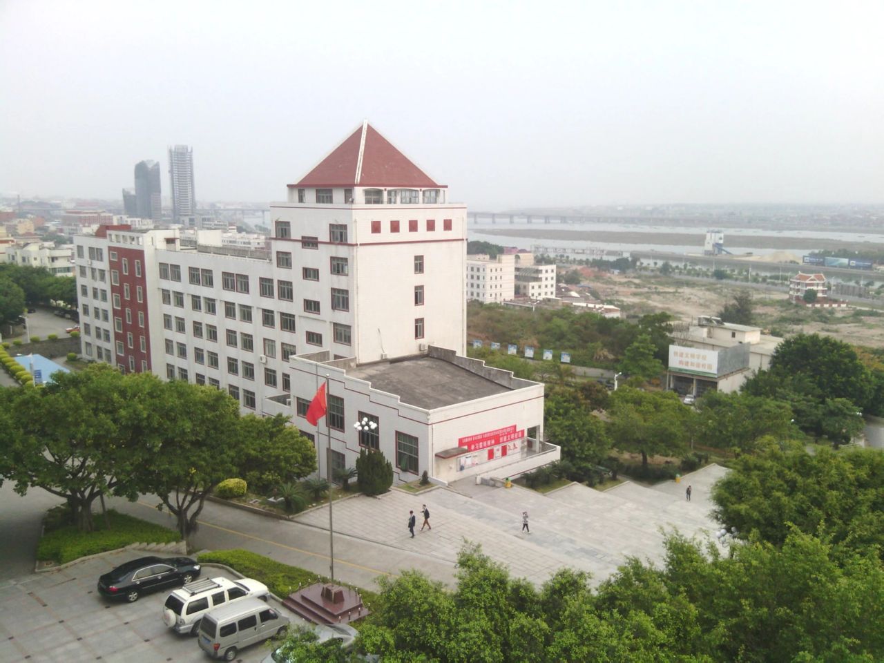 黎明职业大学