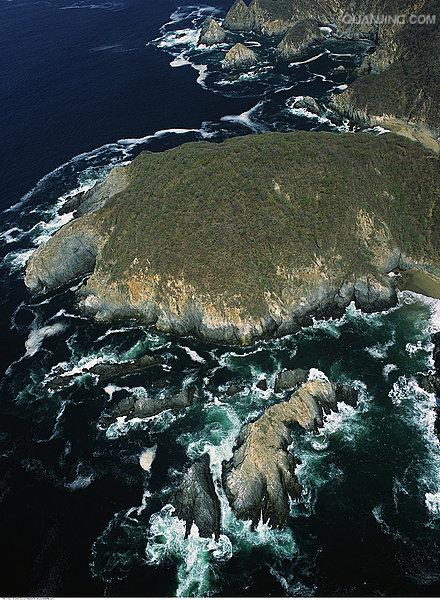  p>太平洋(pacific ocean)是世界上最大,最深,边缘海和岛屿最多的大洋
