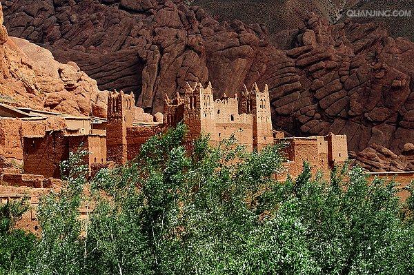  p>摩洛哥王国(阿拉伯语:                                  ),简称