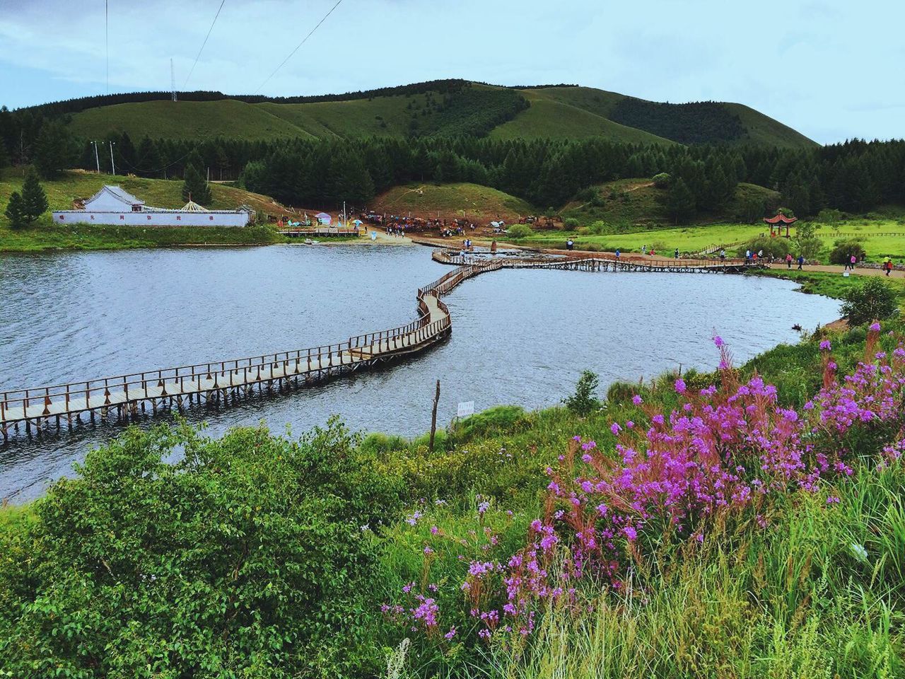 ="gnwg4rygfs">河北海滨国家森林公园,位于秦皇岛市旅游区的黄金地带
