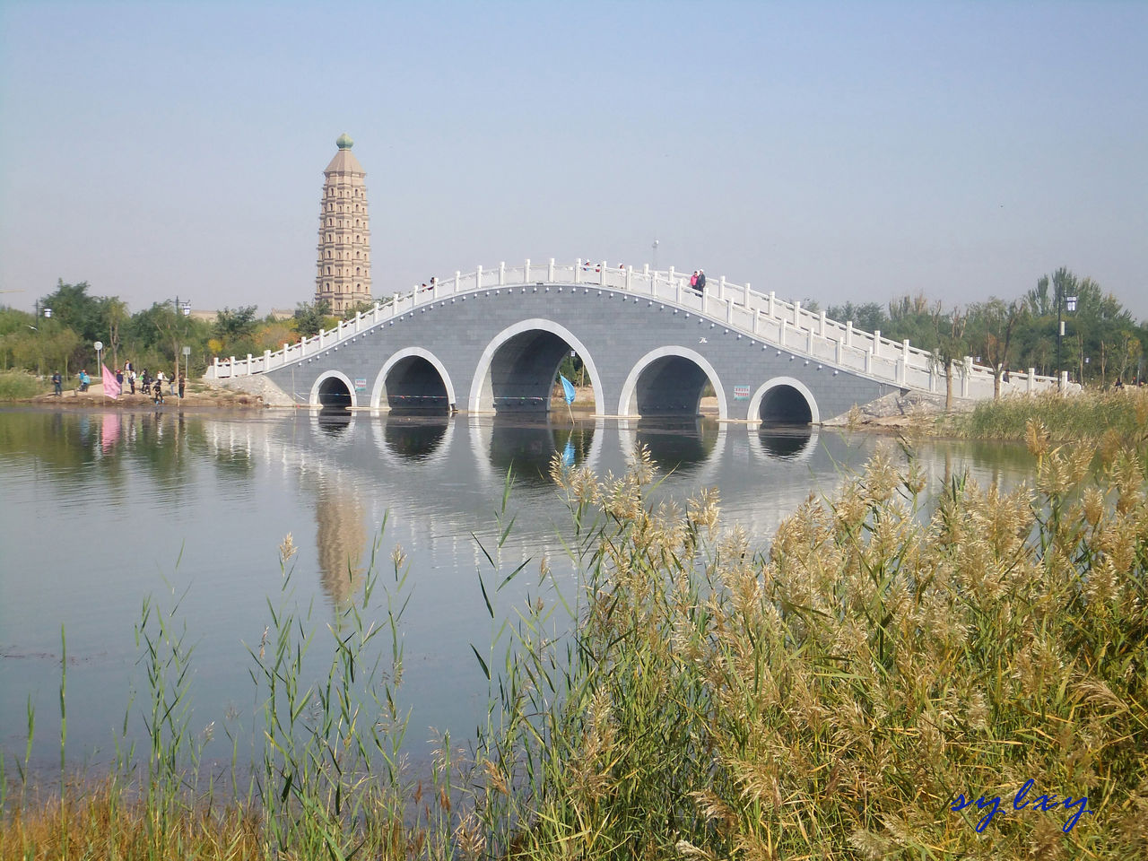  p data-id="gnwrnsp8d5">海宝公园位于有着"塞上江南"美誉的银川市, 