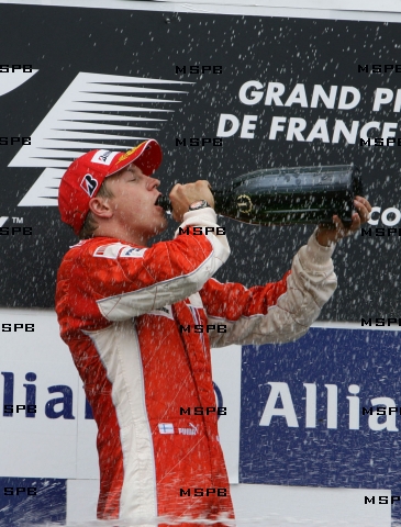 (英文:kimi raikkonen),1979年10月17日出生于艾斯堡,芬兰赛车手