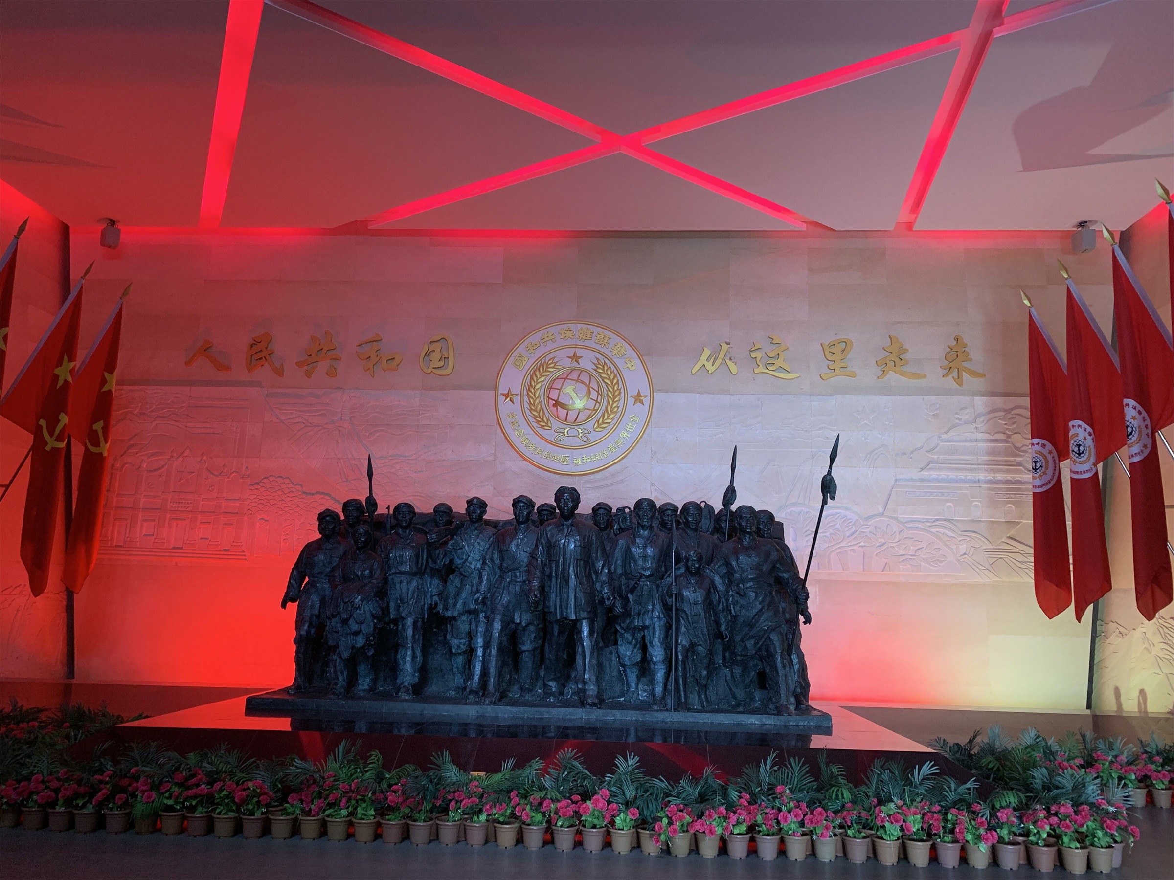  p>瑞金中央革命根据地历史博物馆位于瑞金城西苏维埃纪念园内,占地