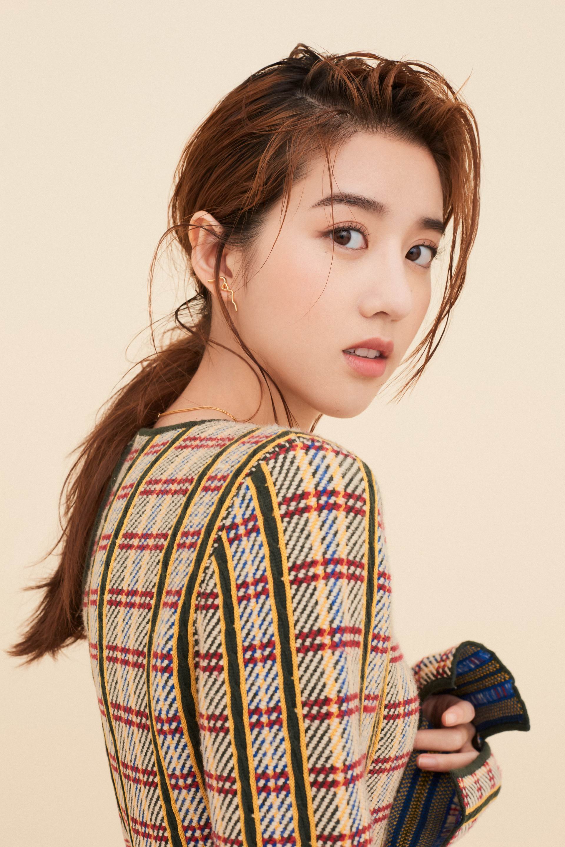  p>李凯馨,1999年10月12日出生于中国台湾,新加坡籍华裔影视女演员