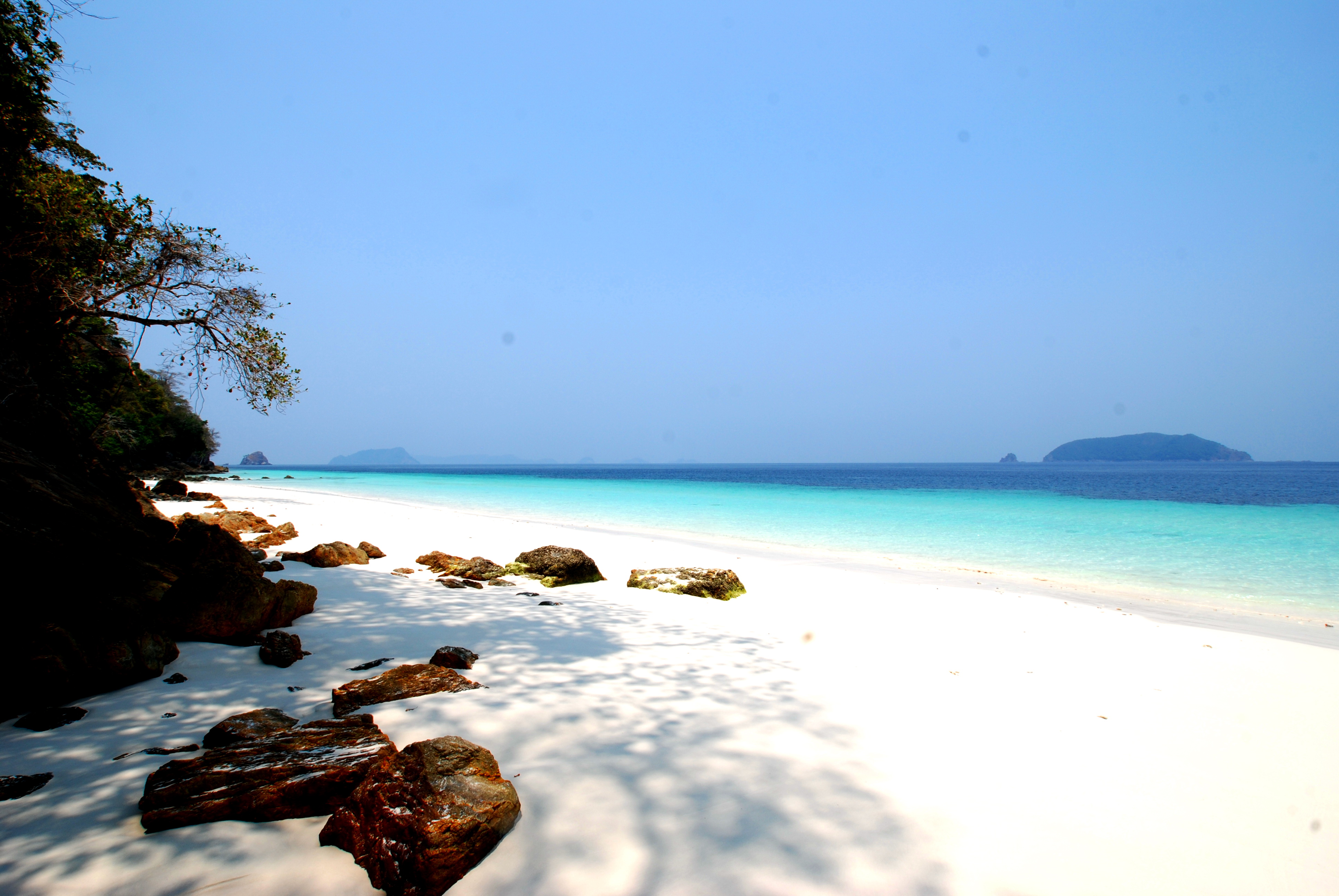  p>鸟舞彼岛(nyaung oo phee island),位于缅甸南部 b> a target="