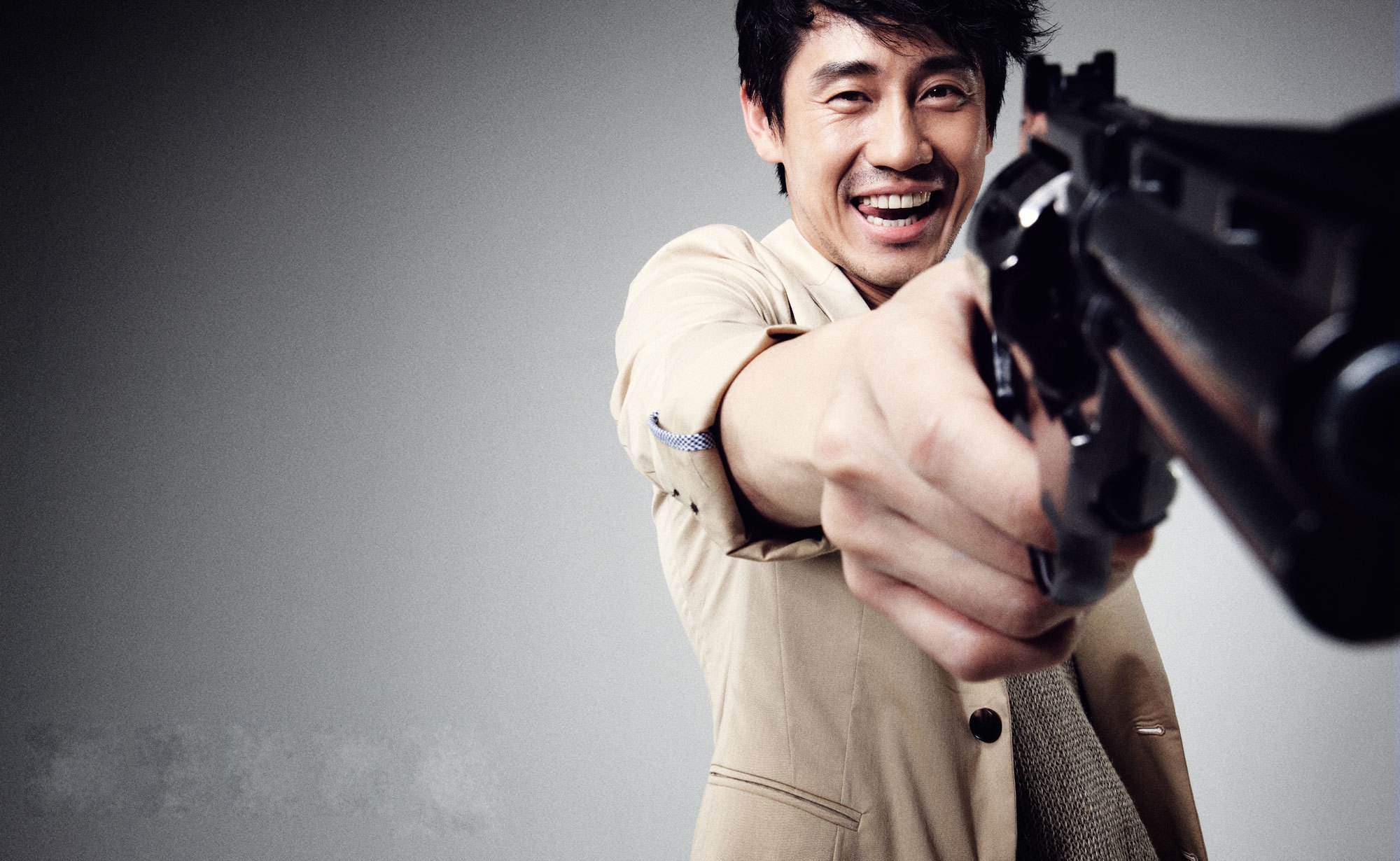  p>申河均(         ,shin ha kyun),1974年5月30日出生于韩国首尔