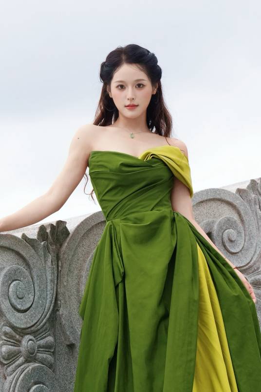 徐轸轸