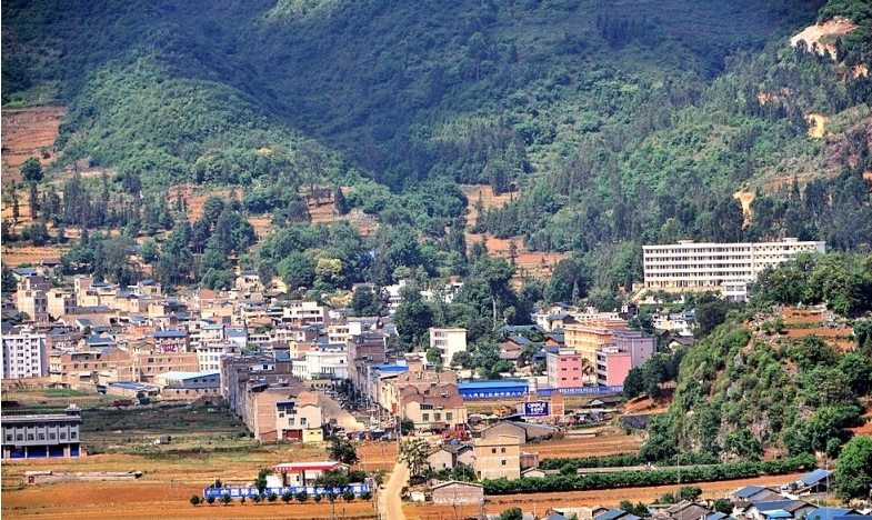 target="_blank" href="/item/丘北县/1204856" data-lemmaid="