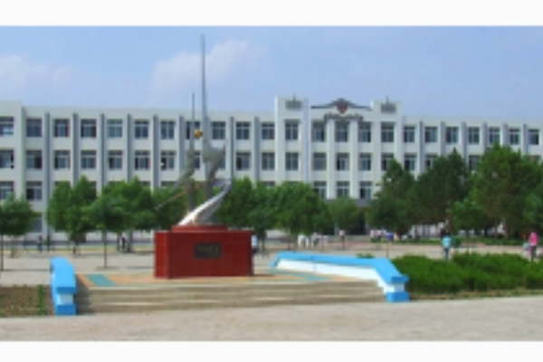  p data-id="gnwmr12ecl">奈曼旗第三中学座落于旗政府所在地大沁他拉