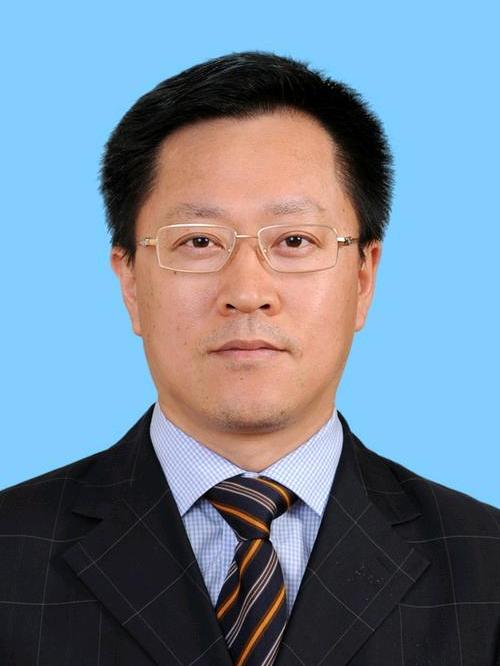  /p> p data-id="gnyuyq6p9a">现任深圳市罗湖区人大常委会党组书记