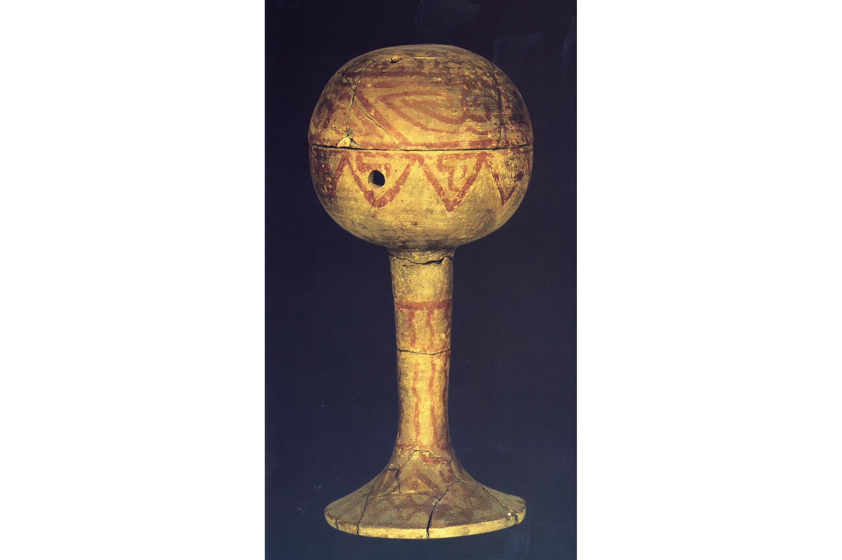 战国彩绘陶盖豆