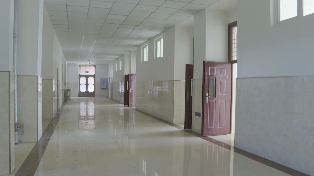 0ujwv8s">望奎县第一中学,2012年增名林枫中学,是绥化市市级示范高中