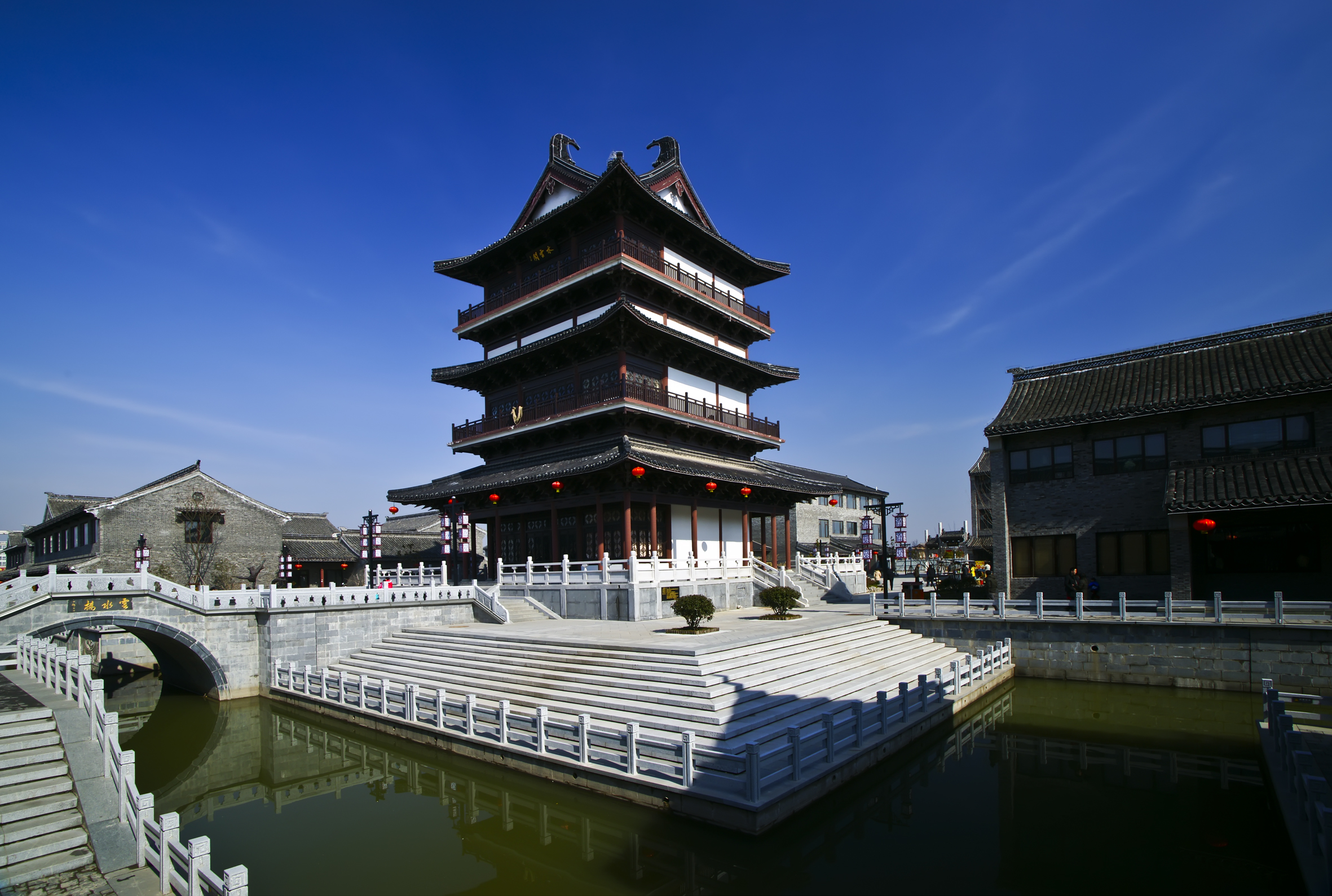  p>串场河海盐文化景区位于 a target="_blank" href="/item/盐城