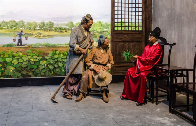 古代闹饥荒时，灾民为何放着河里的鱼虾不抓，宁可吃草根啃树皮？_百科TA说