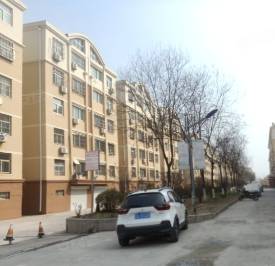  p>双山花苑位于济南市章丘章丘,共计房屋480户. /p>
