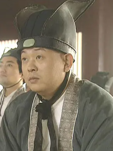  p>武攸嗣,是历史古装剧《大明宫词》中的角色,由傅彪饰演. /p>