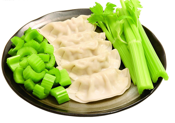 猪肉芹菜水饺