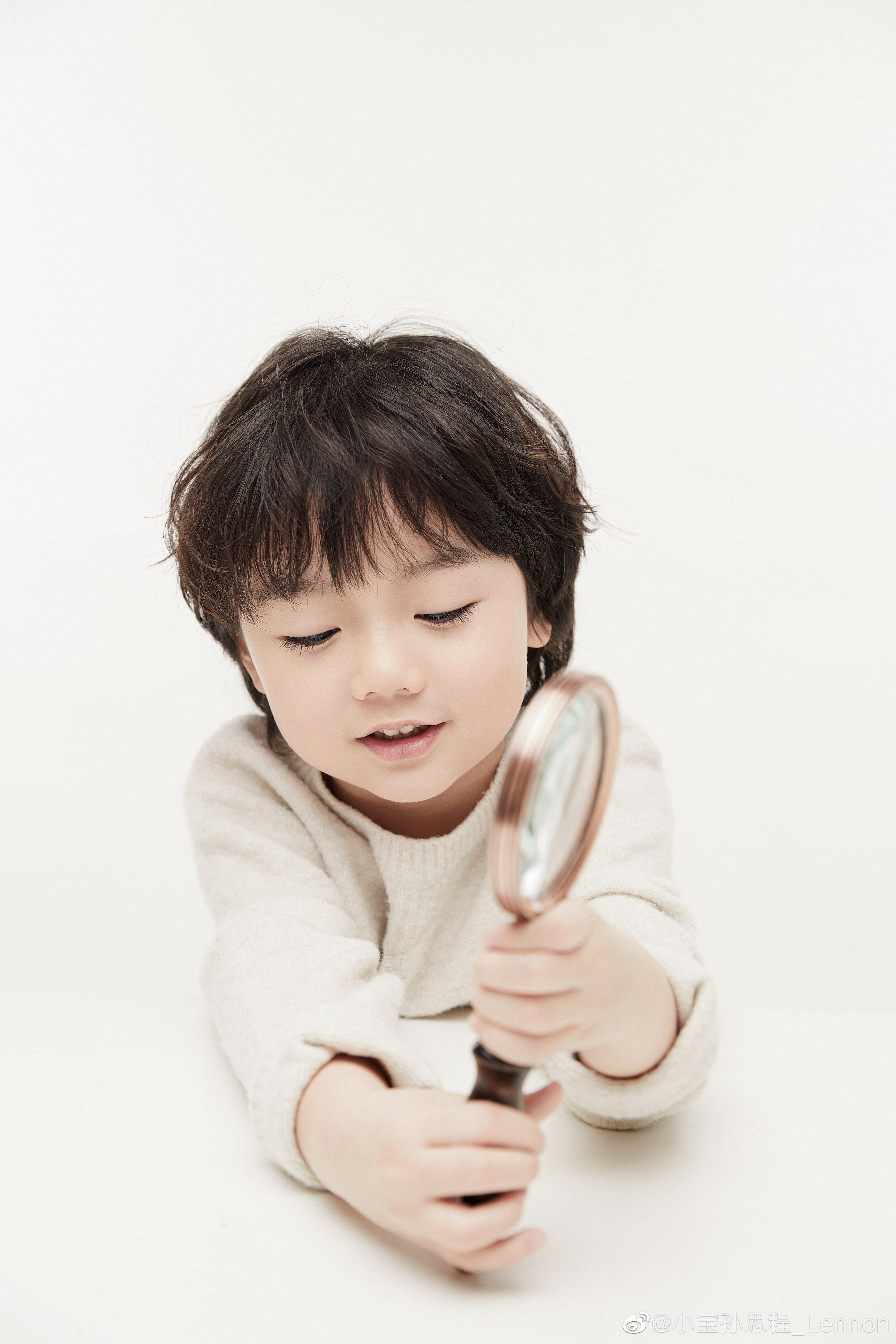 ="sd7s53ymfydh">孙思程,2016年6月11日出生于北京市,中国内地男演员