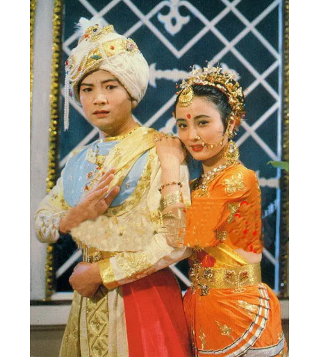 《西游记》幕后，两女一男出演玉兔精，“沙里瓦”是什么意思_百科TA说
