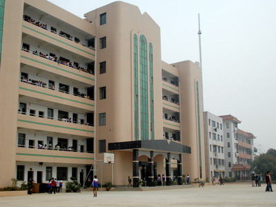  p data-id="gnhgt5mgik">曾国藩学校,创建于2000年7月,是双峰县第一