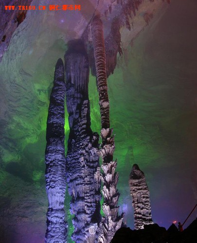  p data-id="gnzl82xe7b">九龙洞风景区是国家aaaa级风景区,位于福建