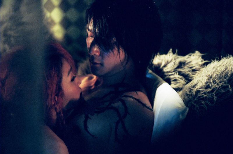 ">区雪儿 /a>执导, a target="_blank" href="/item/周迅/10076" data