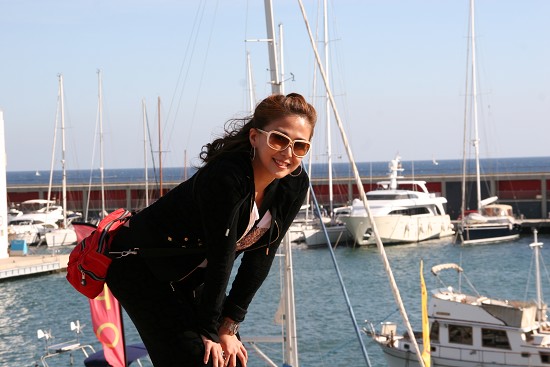  p>安雅 i>(原名吴安雅) /i>,1976年2月17日