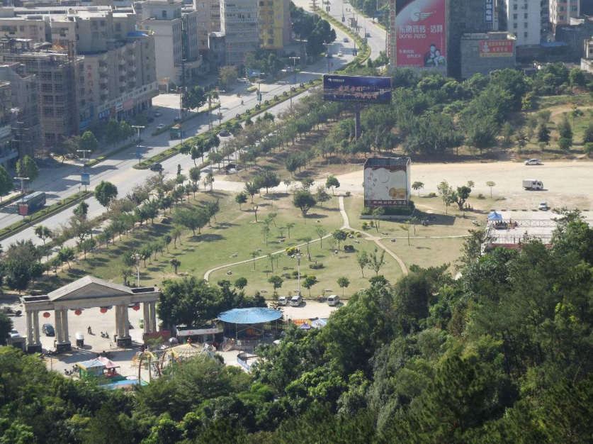 玉都公园位于 a target="_blank" href="/item/信宜市">信宜市 /a>区