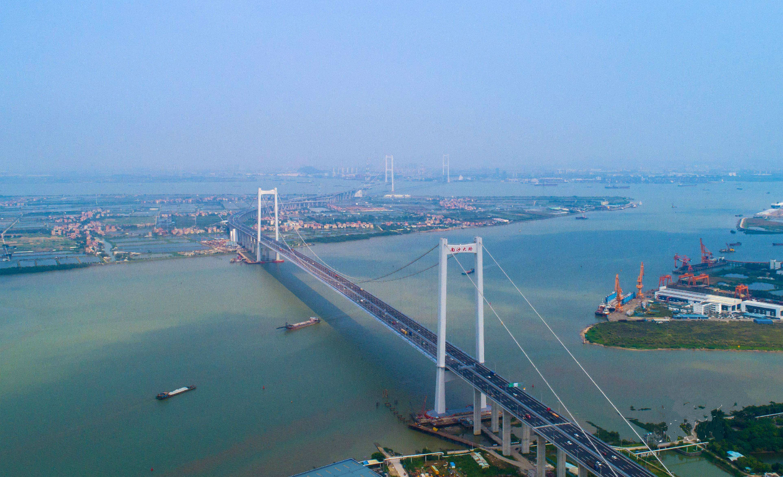  p>南沙大桥(nansha bridge),原称虎门二桥,是中国广东省境内一座连接