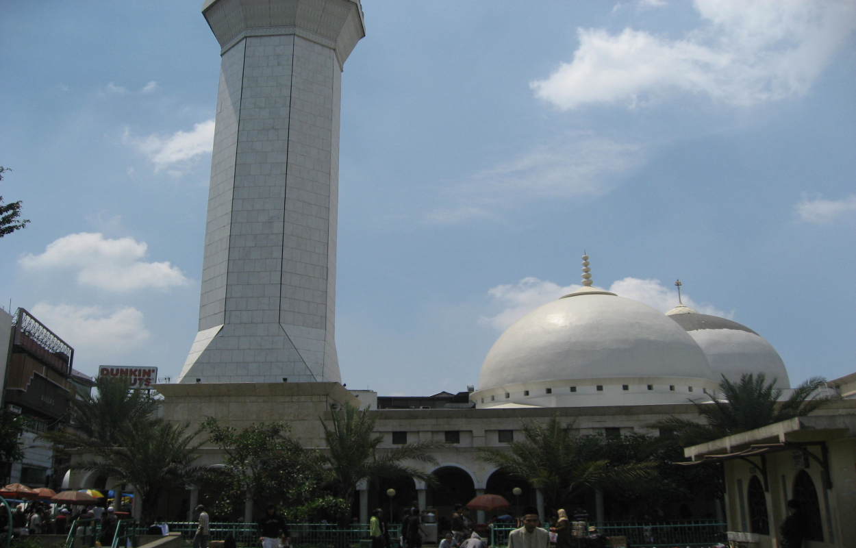 印尼清真寺遇袭(印尼清真寺数量多少)
