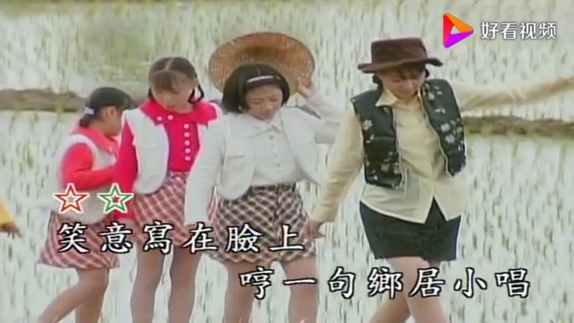 乡间的小路 /a>》是由 a target="_blank" href="/item/卓依婷/753191