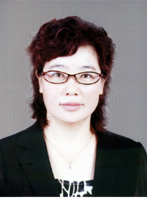  p>潘海春,女,汉族,青海省化隆县人,生于1971年8月,中共党员,本科学历