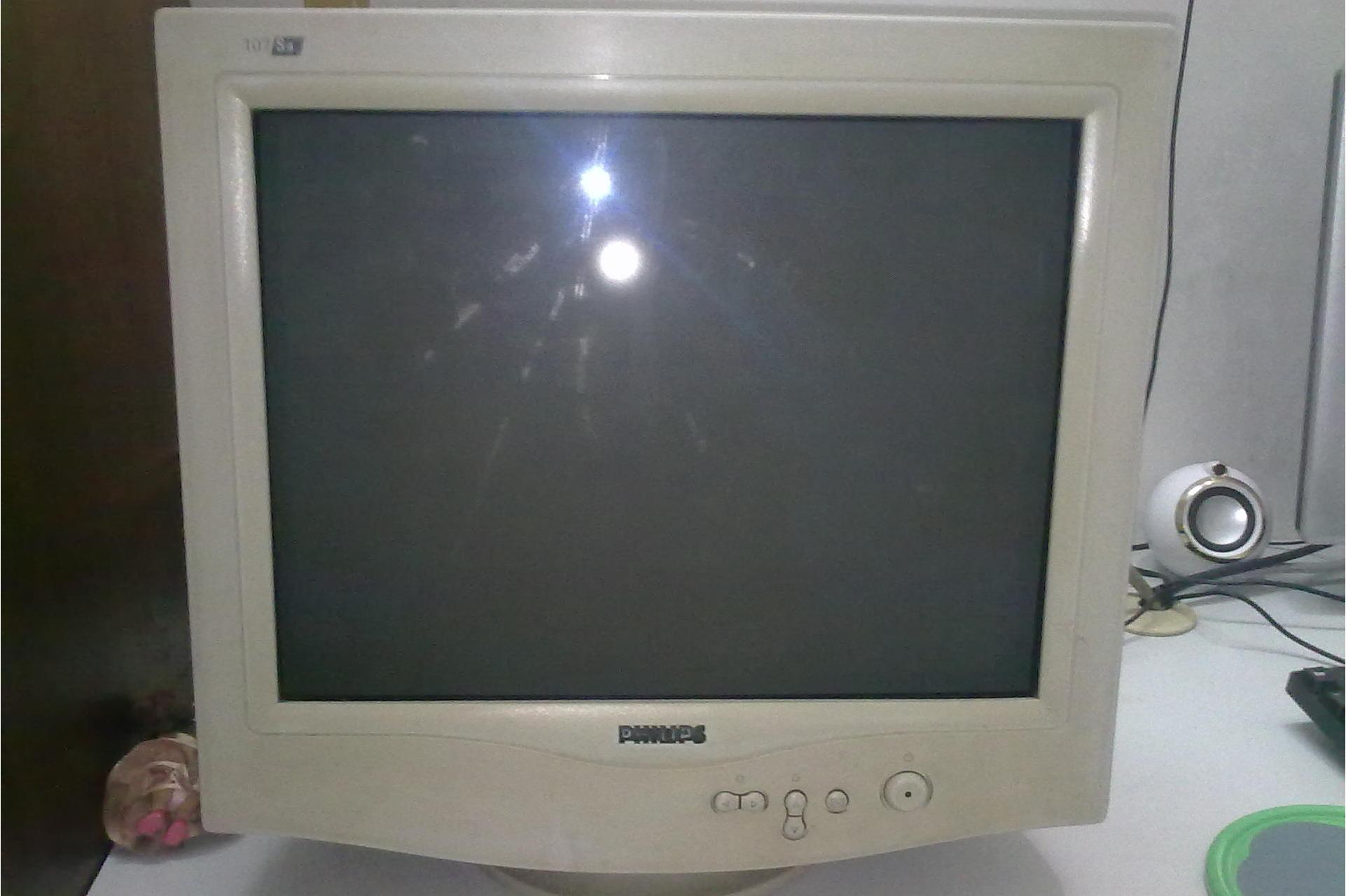  p>飞利浦107s4是飞利浦品牌旗下的一款crt显示器,显示屏尺寸是17英寸