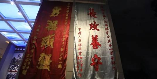 长攻善守英雄团_百度百科