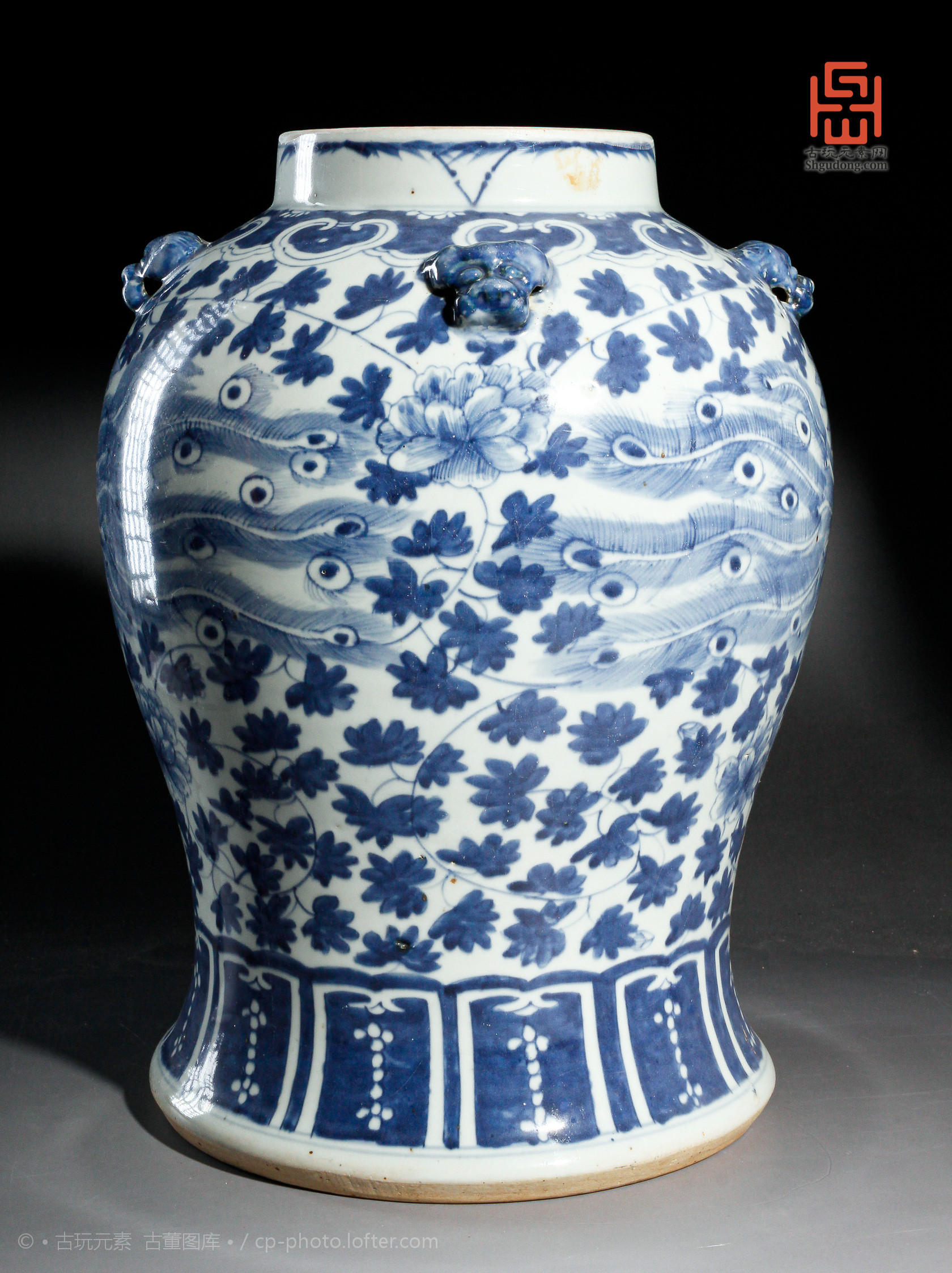 中国美術　白地紅彩　魚図　天球瓶　古陶磁器　花瓶 JX2119 中国美術 白地紅彩 魚図 天球瓶 古陶磁器 花瓶 JX2119 - メルカリ