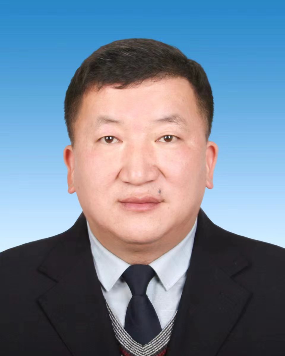  p>庄小平,男,藏族,1977年7月生,大学本科学历