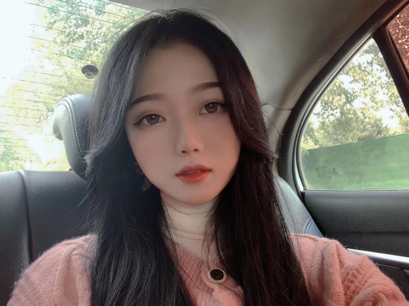 王玉萌