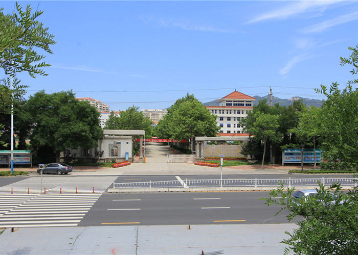 威海市第一中学