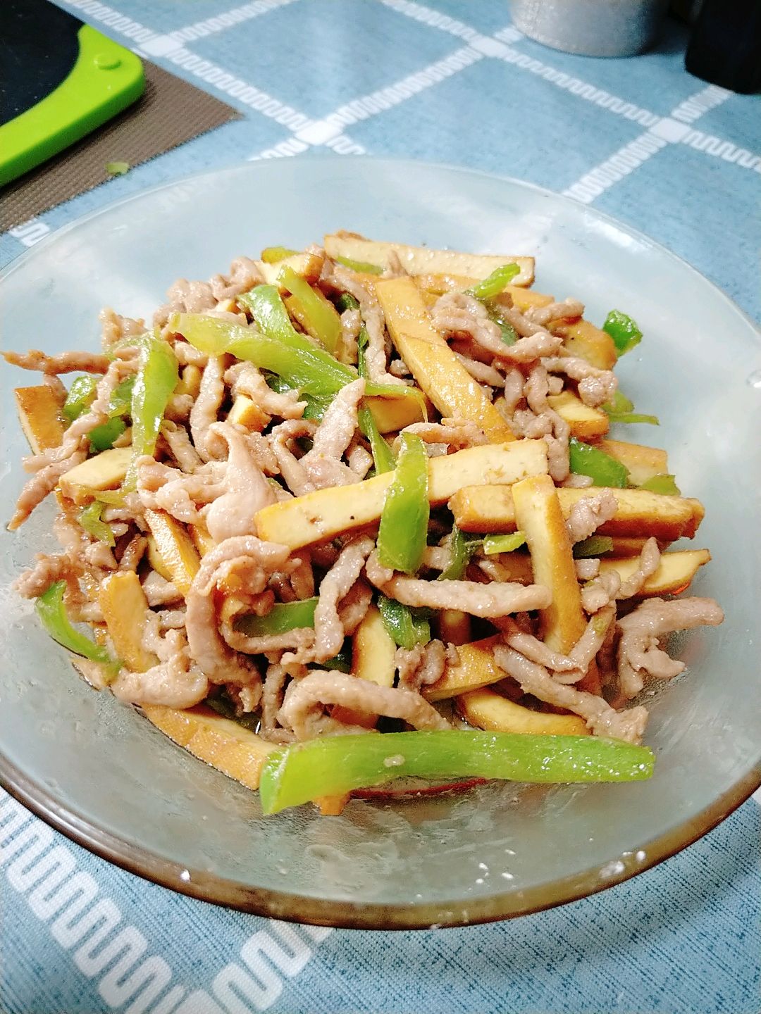 皮伞炒肉丝
