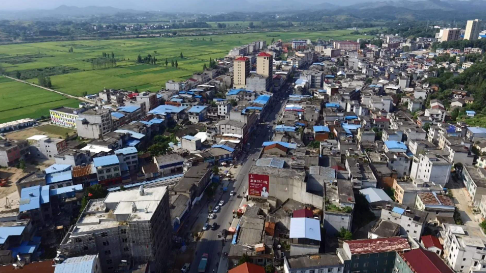 青石镇,隶属于湖北省黄冈市 a target="_blank" href="/item/蕲春县