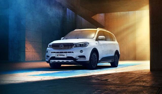 满足国六排放 SWM斯威X7 1.5T车型上市_百科TA说
