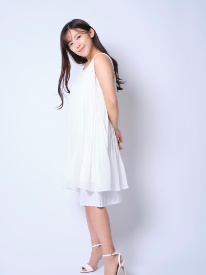  p data-id="gnytpuumq0">天木纯 i>(天木じ