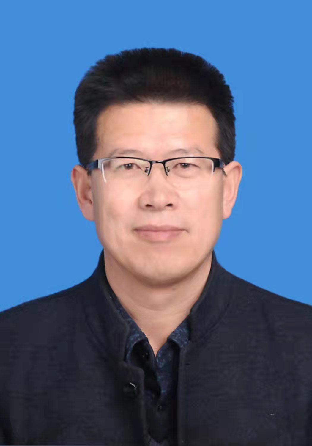 现任甘肃省金昌市人民政府副市长,九三学社甘肃省委员会副主委,九三学