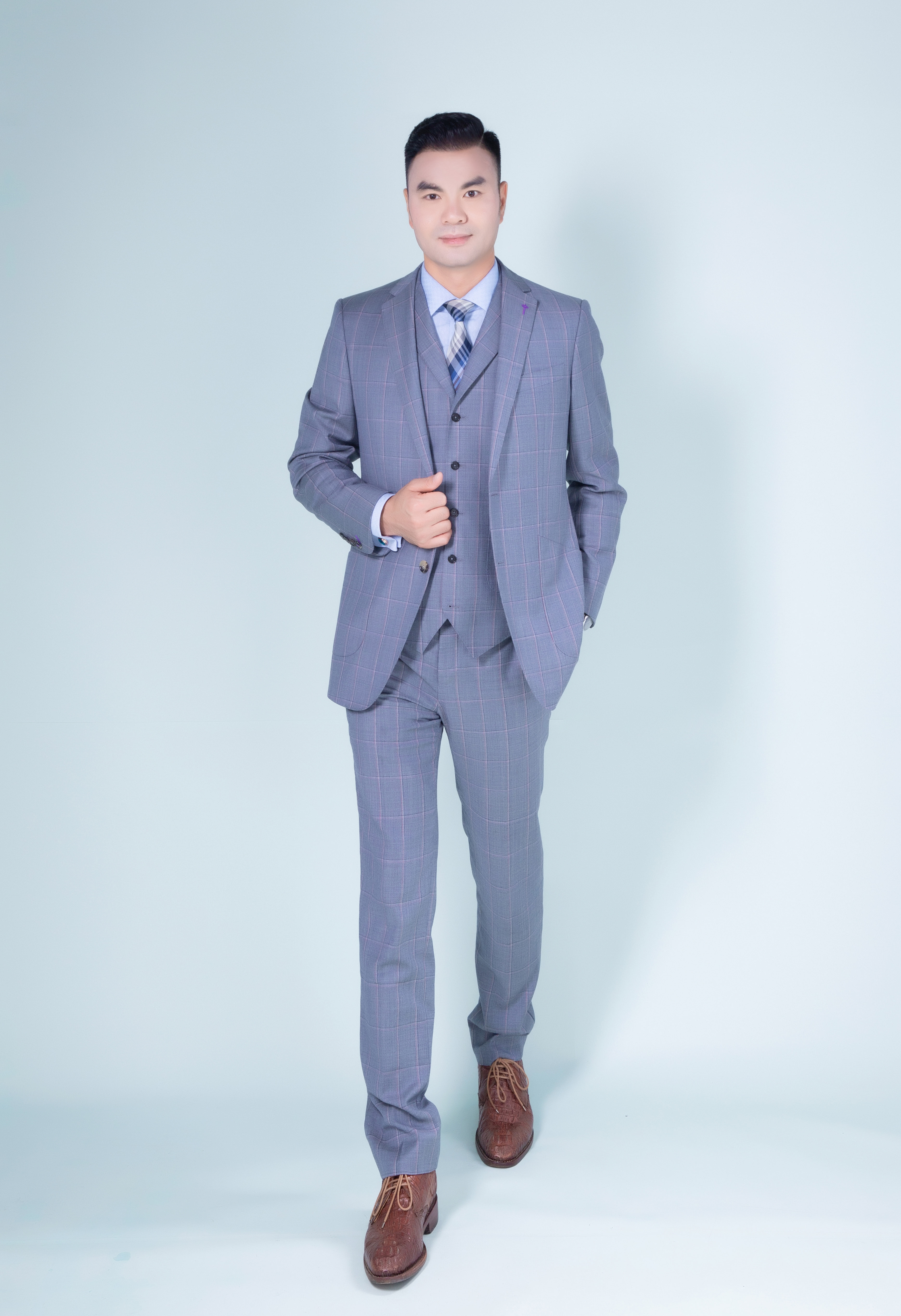 退休认证规划师,国家注册高级理财规划师,保险生活杂志封面人物,平安