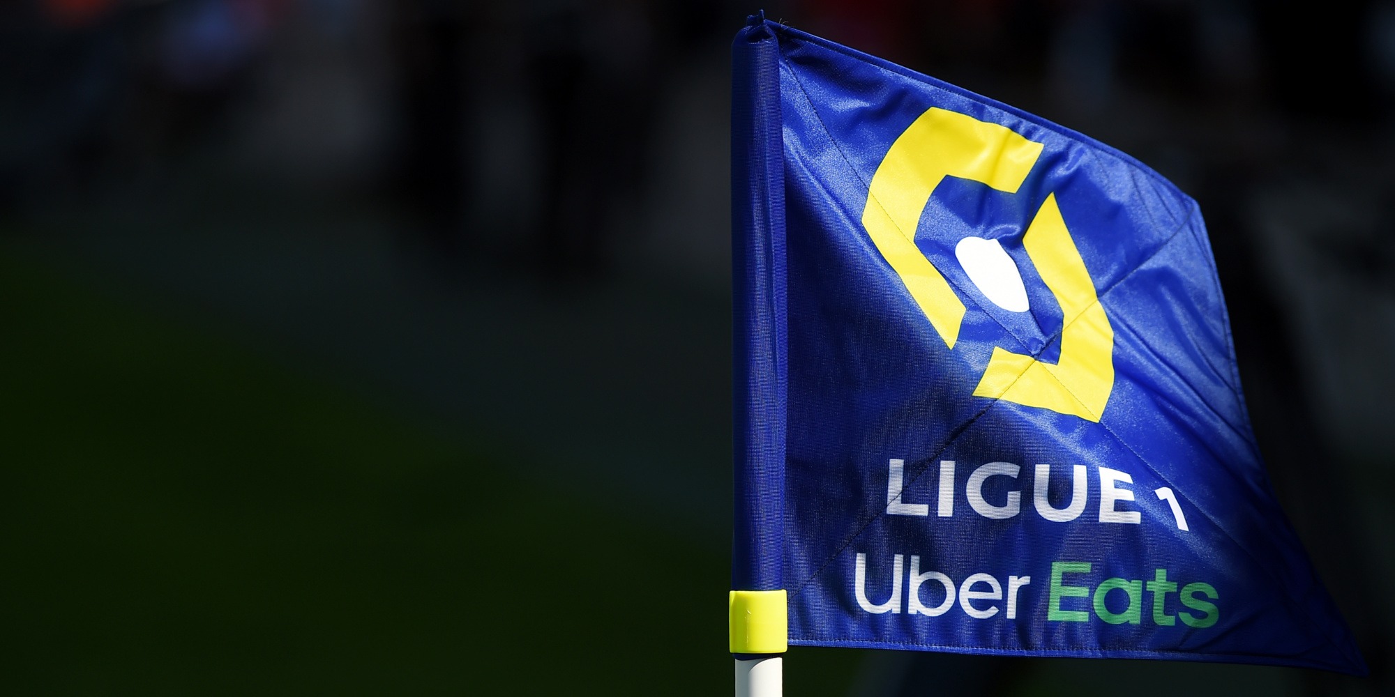  p>法国足球甲级联赛(ligue 1,简称"法甲"),是法国最高级别的足球联赛