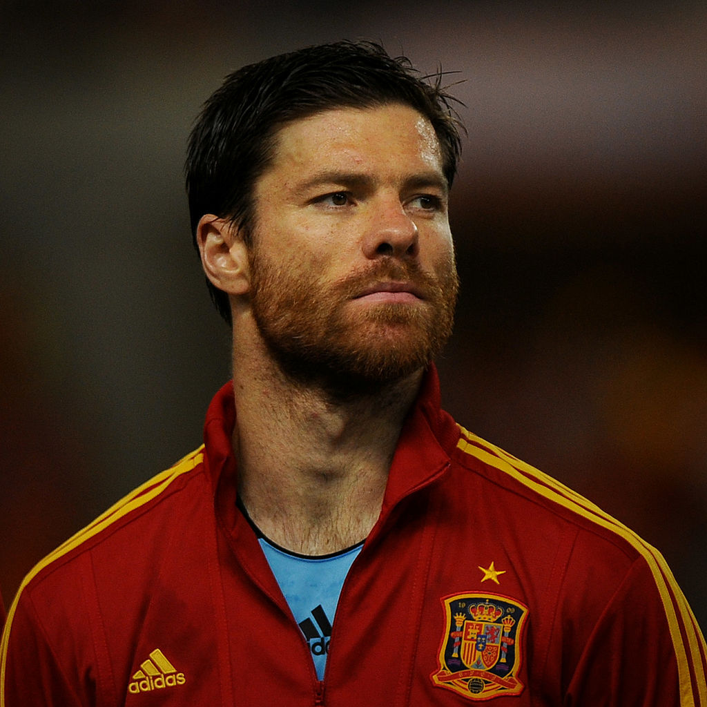  p> b>哈维·阿隆索 /b>(xabi alonso),全名 b>哈维·阿隆索·奥拉诺 