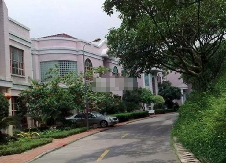 白云堡豪苑堡轩径