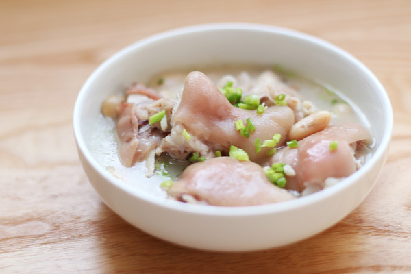 雪豆蹄花汤