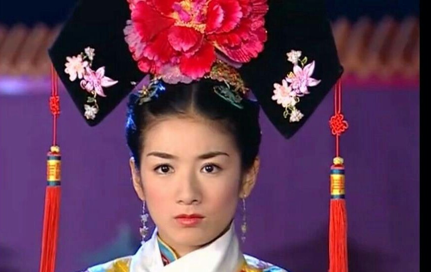 小燕子,是琼瑶经典古装电视剧《 a target="_blank" href="/item/还珠