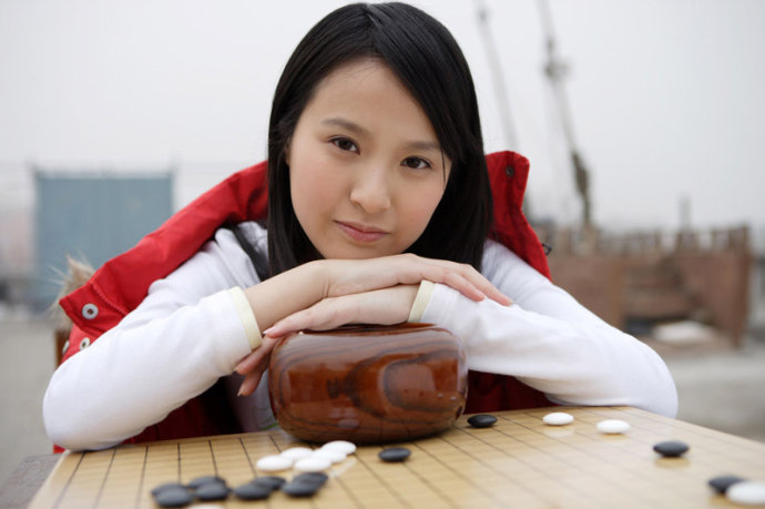  p>陈盈,1983年1月5日出生,中国 a target="_blank" href="/item/围棋